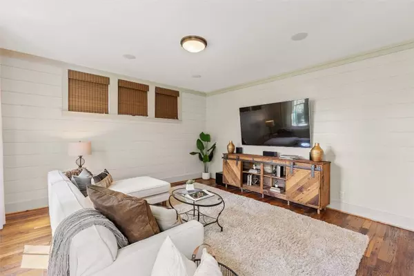 225 Bowery RD, Highlands, NC 28741