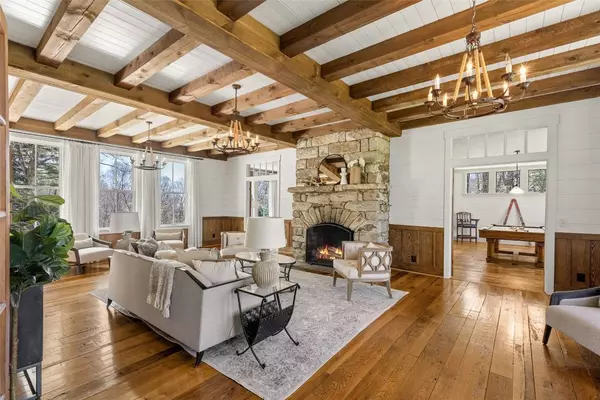 225 Bowery RD, Highlands, NC 28741