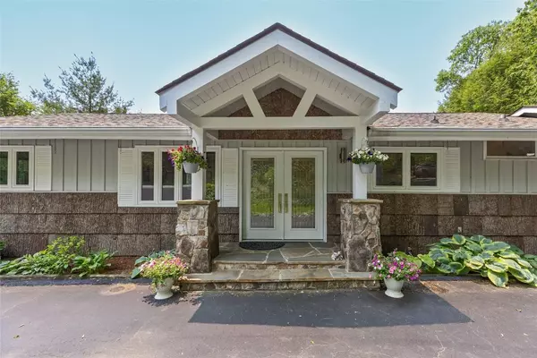 1130 Sky Lake DR, Highlands, NC 28741