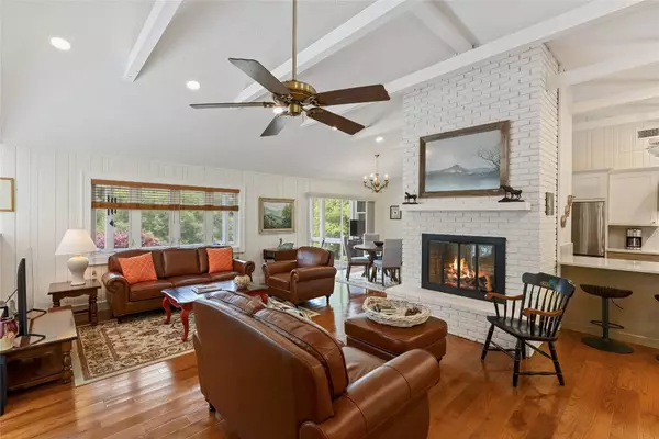 1130 Sky Lake DR, Highlands, NC 28741