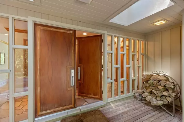 240 Laurel Heights RD, Highlands, NC 28741