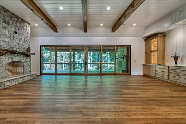 203 Norton Ridge LN, Cashiers, NC 28717