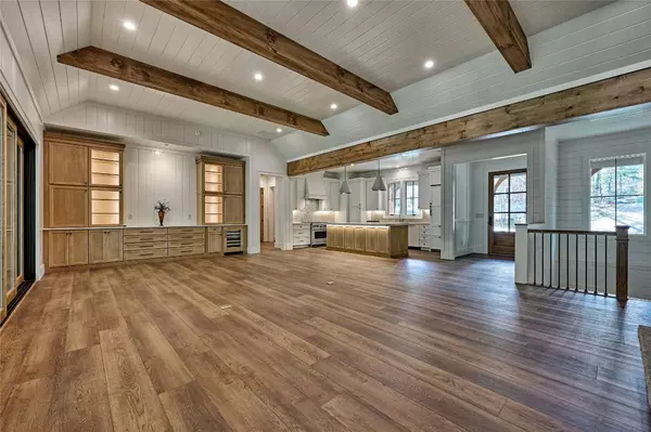 203 Norton Ridge LN, Cashiers, NC 28717