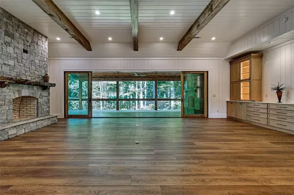 203 Norton Ridge LN, Cashiers, NC 28717