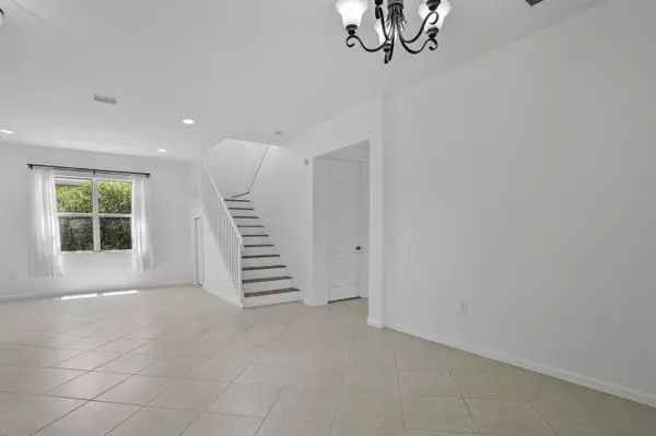 10960 Bitternut Hickory LN, Boynton Beach, FL 33437