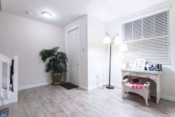 433 Amador LN 3, West Palm Beach, FL 33401