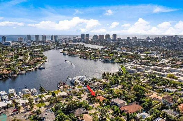 1928 NE 7th Pl, Fort Lauderdale, FL 33304