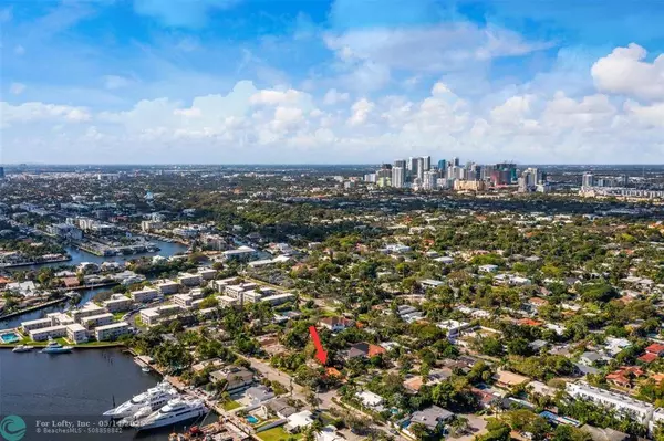 1928 NE 7th Pl, Fort Lauderdale, FL 33304