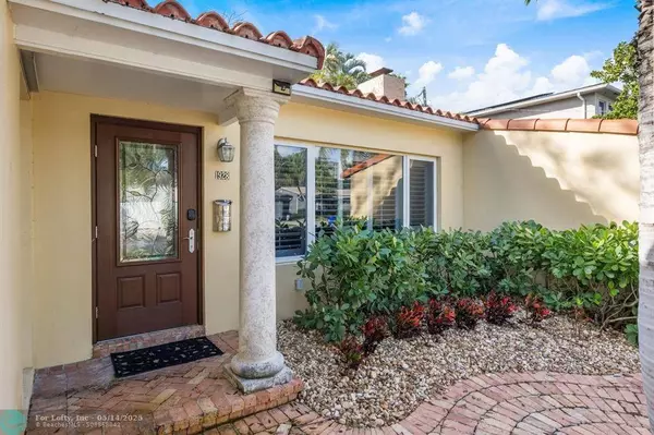 1928 NE 7th Pl, Fort Lauderdale, FL 33304