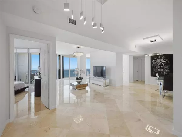 3200 N Ocean Blvd #2505, Fort Lauderdale, FL 33308