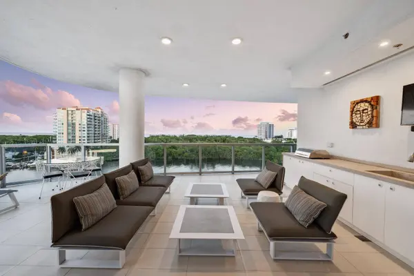 920 Intracoastal DR #801