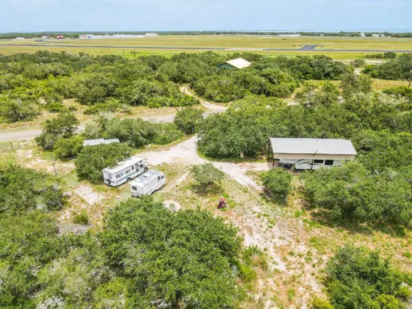 120 Wishert, Rockport, TX 78382