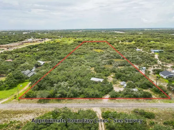 120 Wishert, Rockport, TX 78382