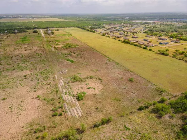 7906 Carol Lane, Sinton, TX 78387