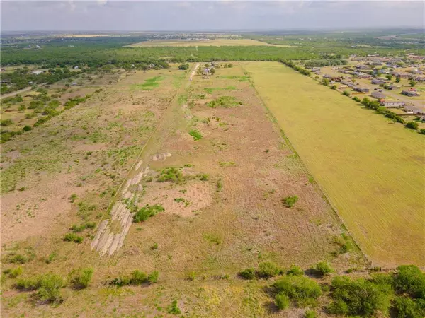 7906 Carol Lane, Sinton, TX 78387