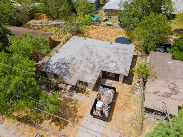 205 Brazos ST, Beeville, TX 78102