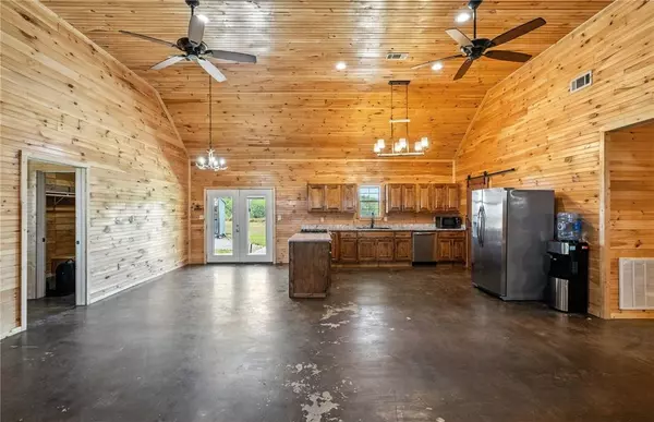 2924 County Road 87 CIR, Robstown, TX 78380