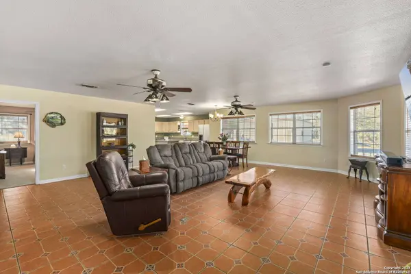 4335 Mail Route, Fischer, TX 78623