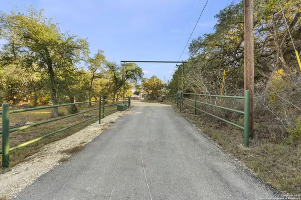 4335 Mail Route, Fischer, TX 78623