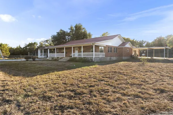 4335 Mail Route, Fischer, TX 78623