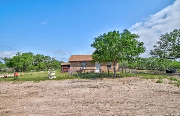 311 N 3RD ST, Christine, TX 78012