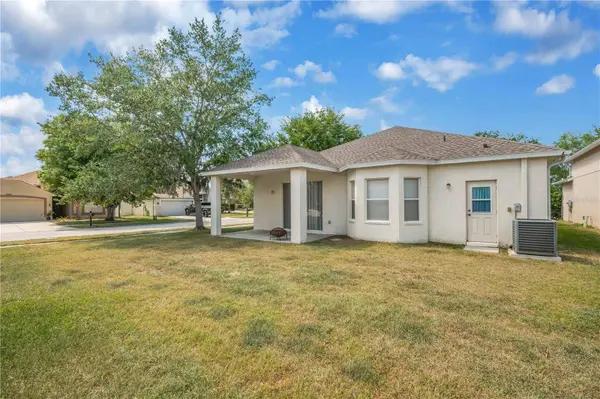 3415 CLOVER BLOSSOM CIR, Land O Lakes, FL 34638