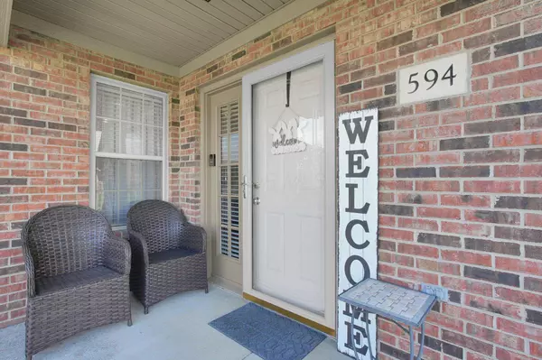 594 Piney Glen Drive, Columbus, OH 43230