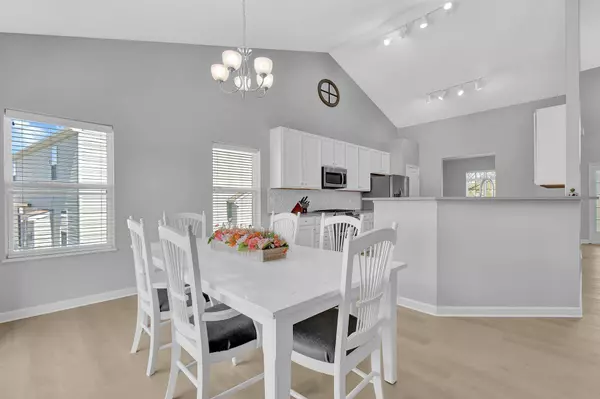 237 Park Ridge Lane, Newark, OH 43055