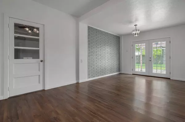 1550 Frank Road, Columbus, OH 43223