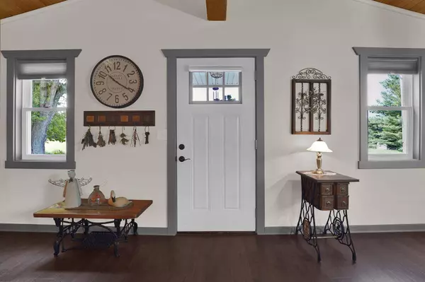 83 East Street, Saint Louisville, OH 43071