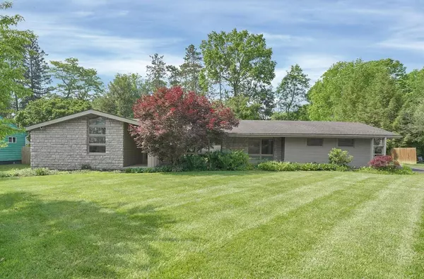 957 Sharon View Drive, Newark, OH 43055