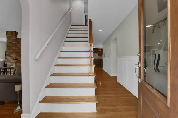 3175 Sharon Valley Road, Newark, OH 43055