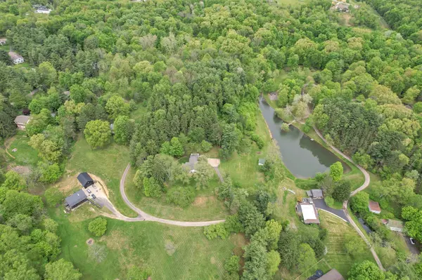 3175 Sharon Valley Road, Newark, OH 43055