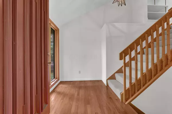 211 Pembroke Lane, Granville, OH 43023