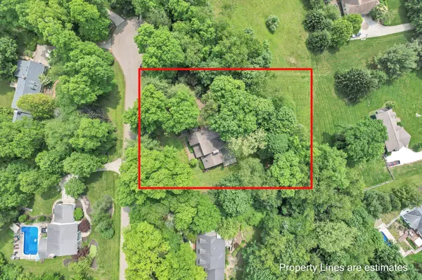 211 Pembroke Lane, Granville, OH 43023