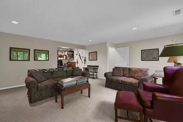 71 Donald Ross Drive, Granville, OH 43023