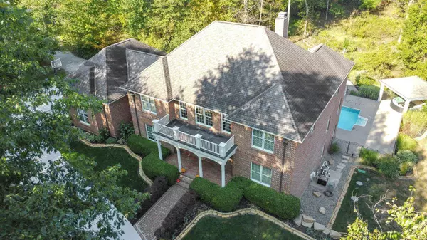 125 Fallen Ash Drive, Granville, OH 43023