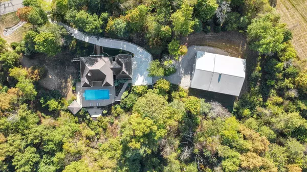 125 Fallen Ash Drive, Granville, OH 43023