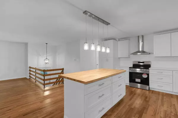 2939 Sharon Valley Road, Newark, OH 43055