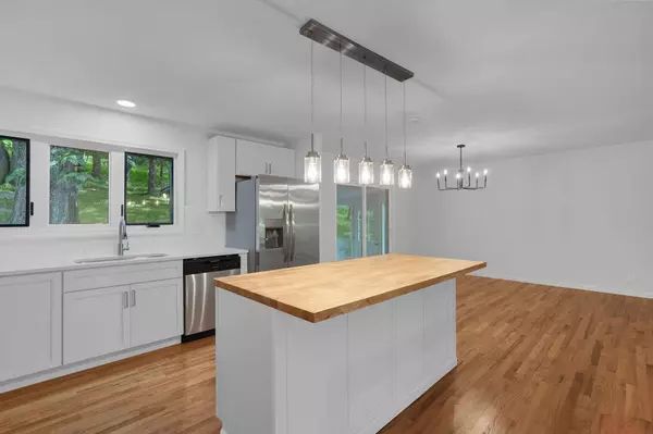 2939 Sharon Valley Road, Newark, OH 43055