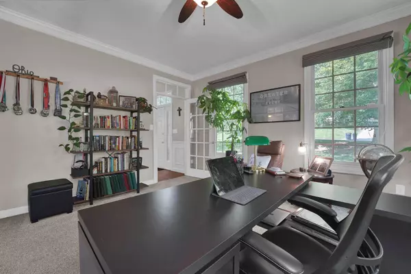 620 Westwood Drive, Newark, OH 43055