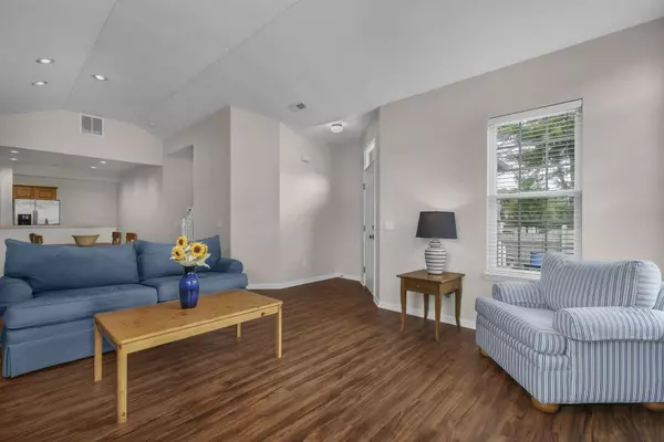 181 Reddington Village Lane, Newark, OH 43055