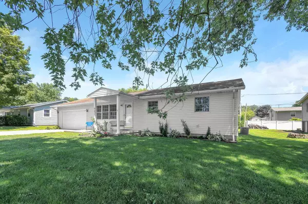 902 Terrace Drive, Heath, OH 43056