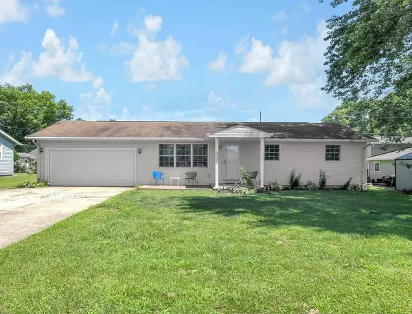 902 Terrace Drive, Heath, OH 43056