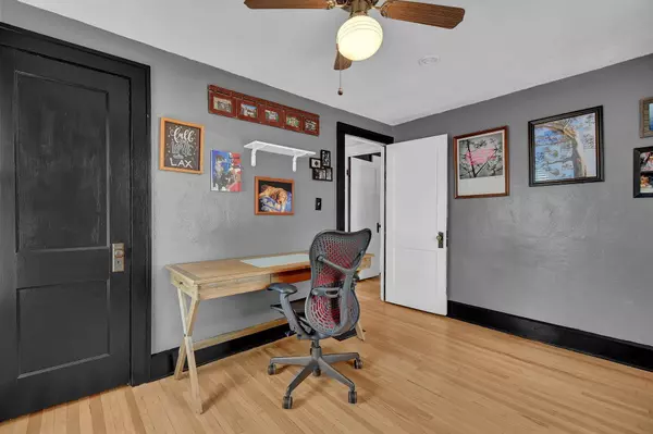 188 Neal Avenue, Newark, OH 43055