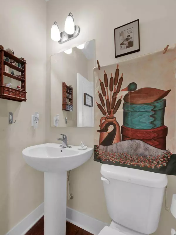 67 Neptune Avenue, Newark, OH 43055