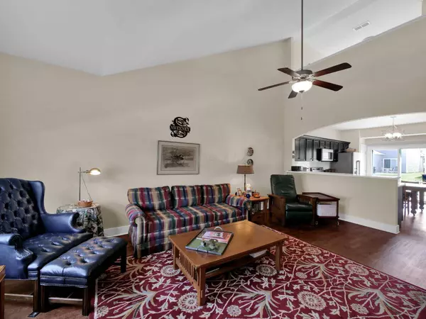 67 Neptune Avenue, Newark, OH 43055