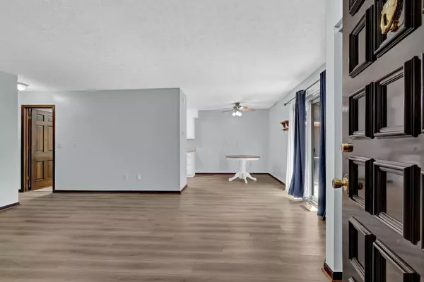 625 Country Club Drive #B-5, Newark, OH 43055