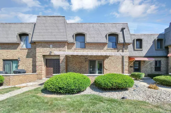 625 Country Club Drive #B-5, Newark, OH 43055