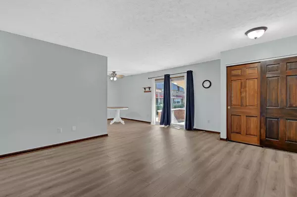 625 Country Club Drive #B-5, Newark, OH 43055